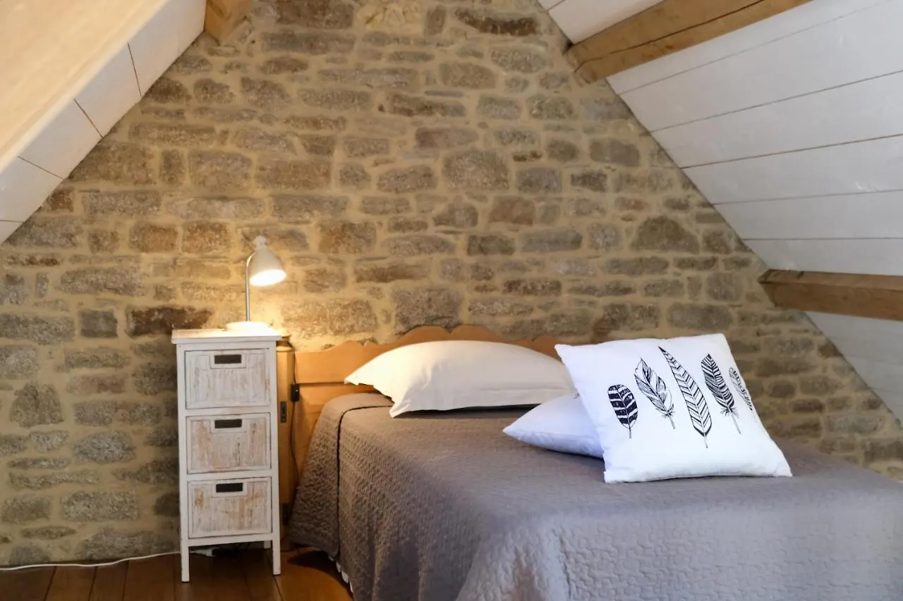 Hotel Manoir De L'Isle Ploumilliau 0*,