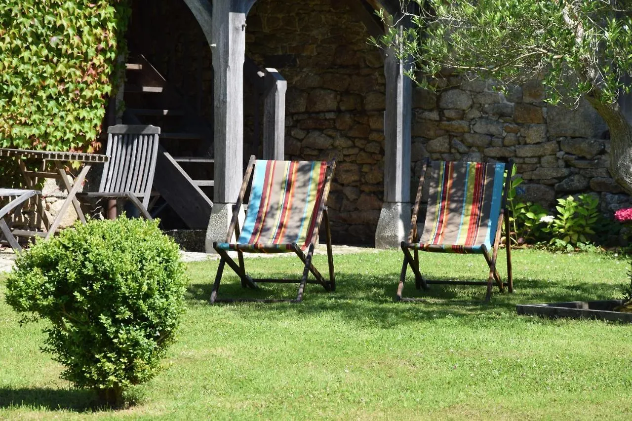 Ploumilliau Manoir De L'Isle酒店